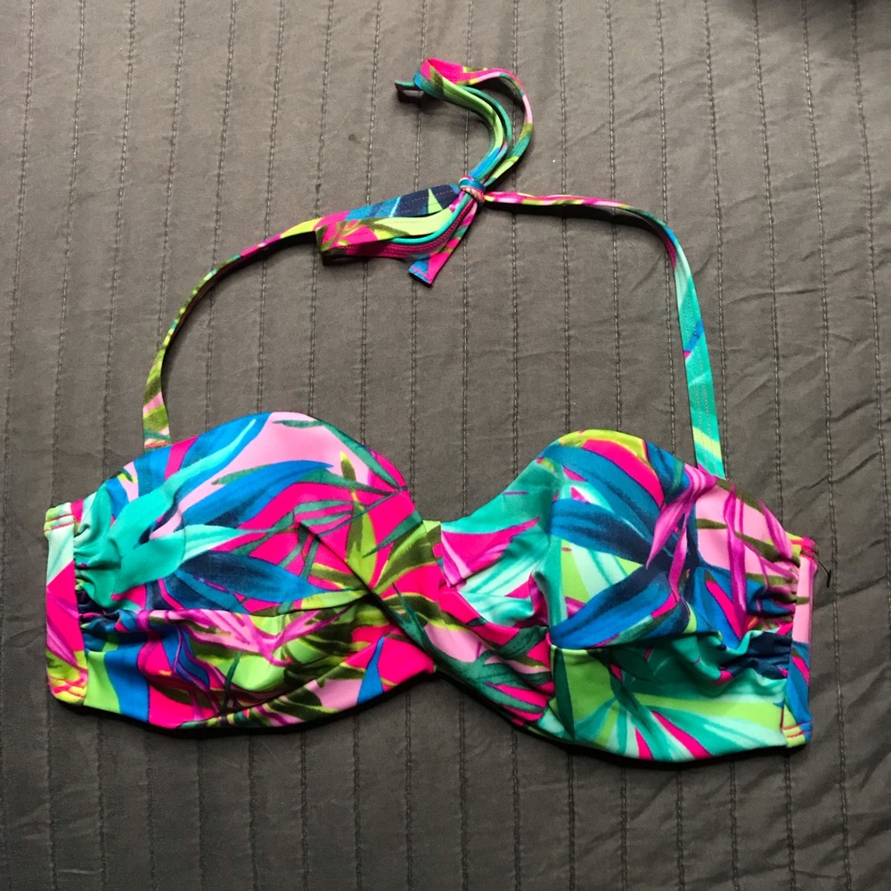 Victoria’s Secret Bikini Top